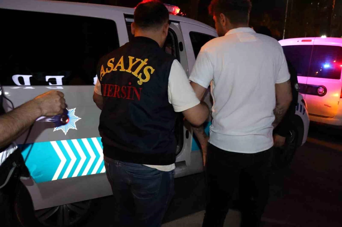 Mersin\'de Polis Ekipleri Asayiş Uygulaması Yaptı: Bir Şüpheli Yakalandı, 3 İş Yerine İşlem Yapıldı