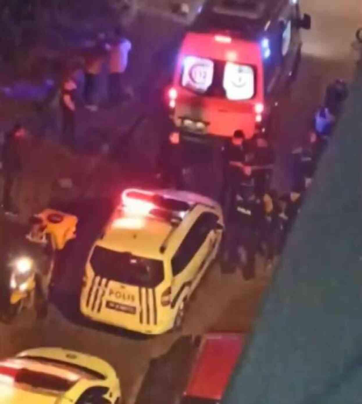 FAT�H'te Bir Kad�n Sevgilisini K�f�r Etti�i �ddias�yla �ld�rd�