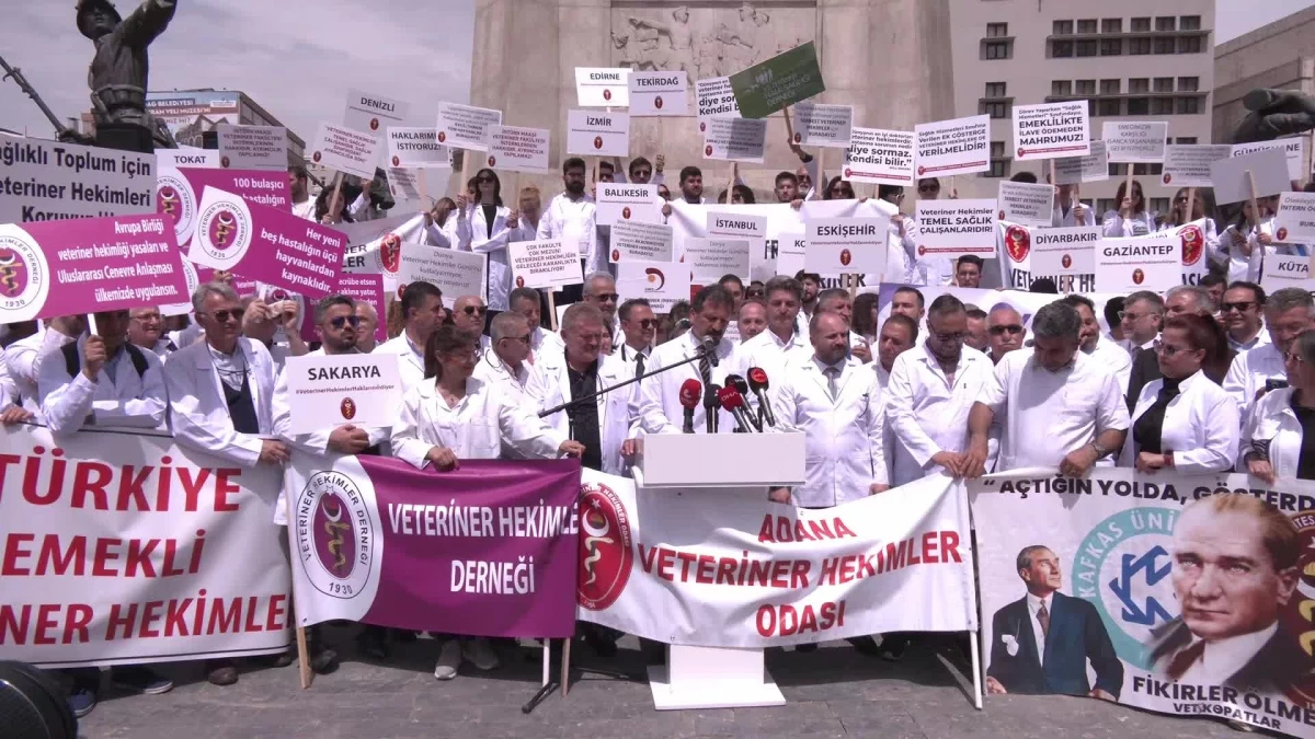 Türk Veteriner Hekimler Birliği, Dünya Veterinerler Günü Dolayısıyla Basın Açıklaması Yaptı
