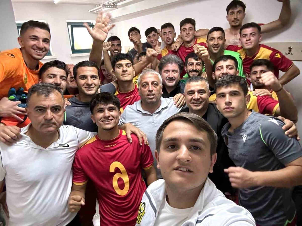 Yeni Malatyaspor U19 Süper Ligi\'nde ligde kalmayı başardı
