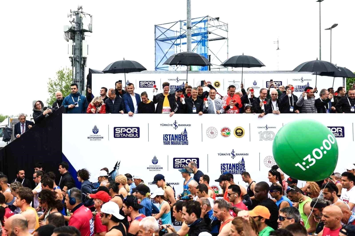 AB Türkiye Delegasyon Başkanı İstanbul Yarı Maratonu\'na katıldı