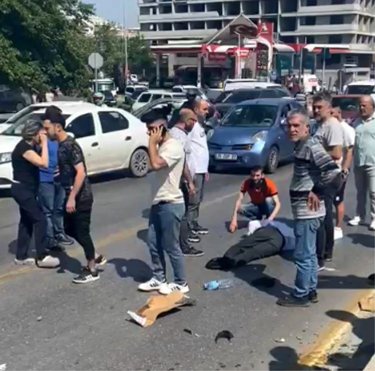 Aydın\'da Makas Atan Araç Kazaya Neden Oldu: 3 Kişi Yaralandı