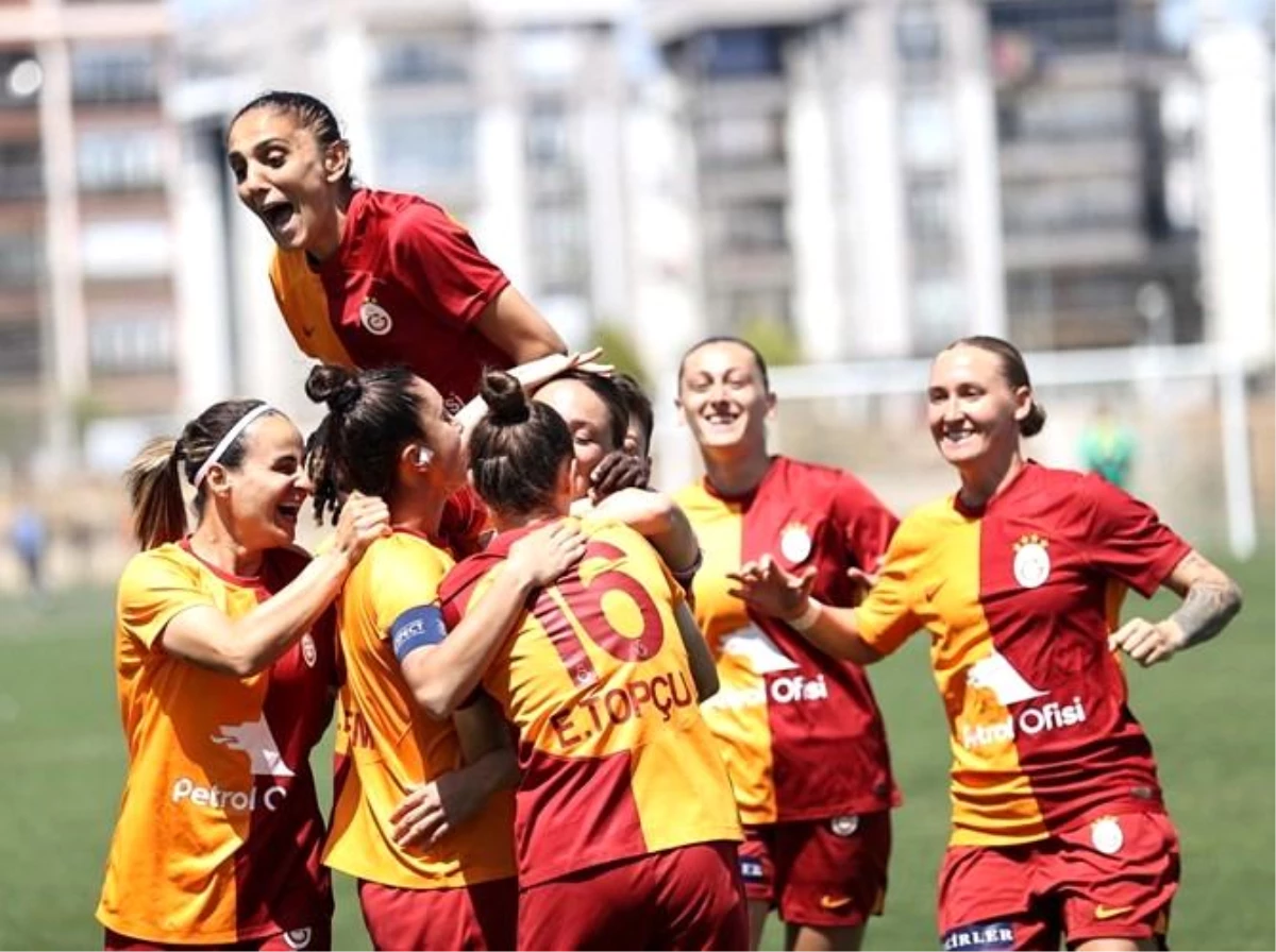 Galatasaray Kadın Futbol Takımı Son Haftaya Zirvede Girdi