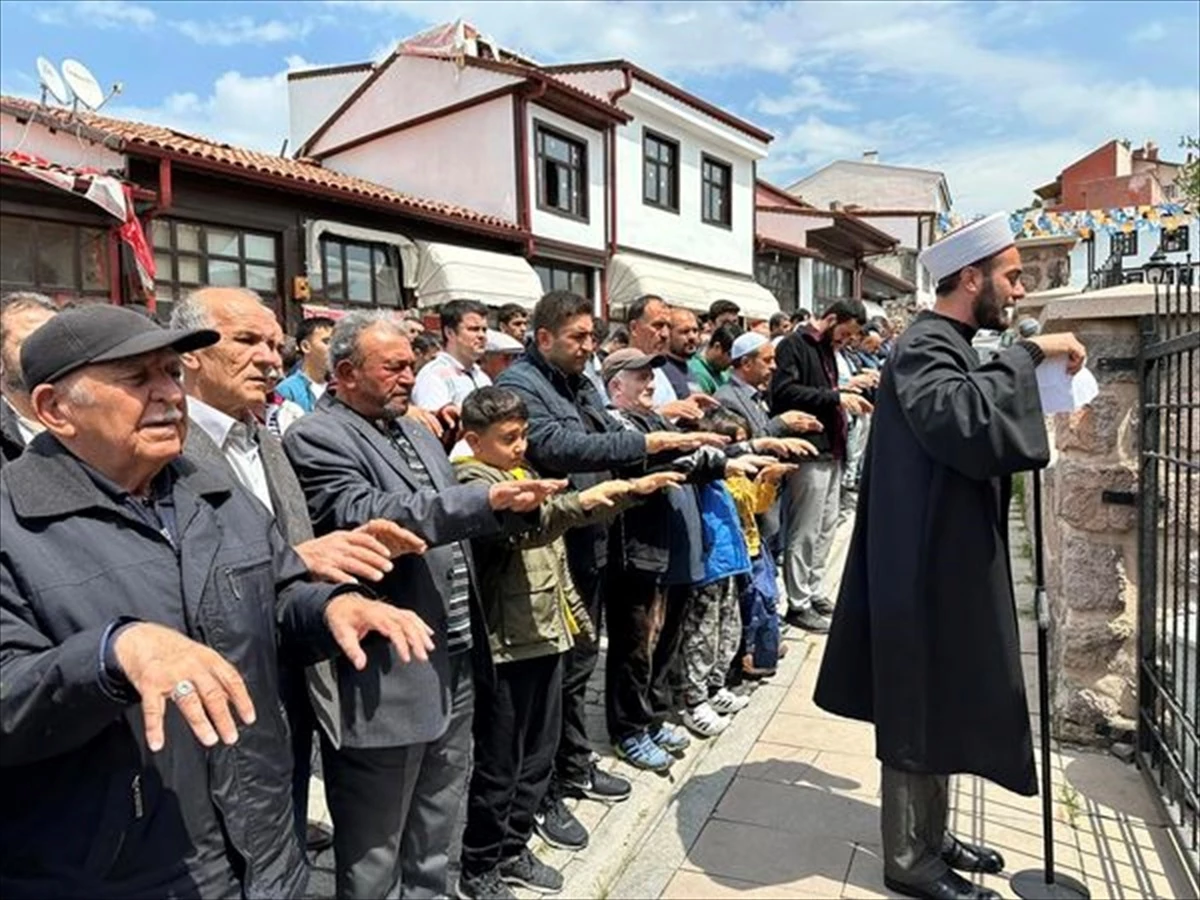 Ankara Güdül\'de Yağmur Duası Tertiplendi
