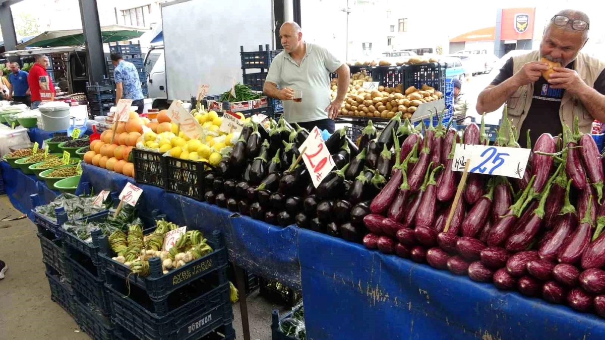 Kayseri Semt Pazarlarında Sebze Fiyatları Düştü