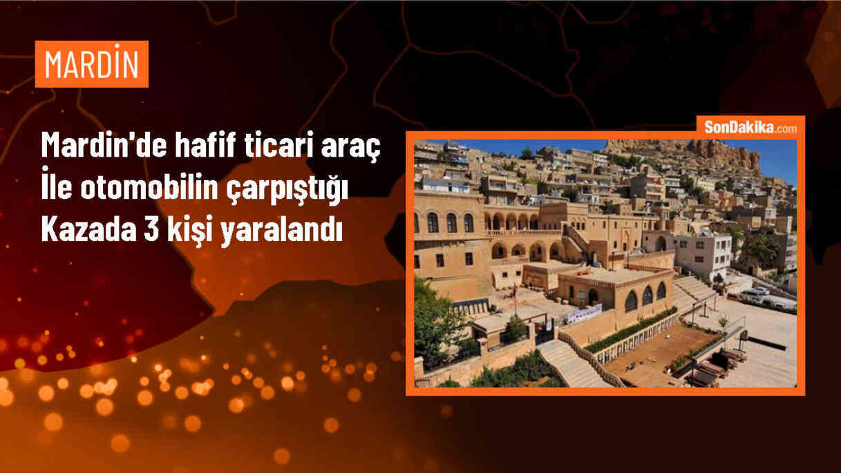 Mardin Midyat\'ta Hafif Ticari Araç ile Otomobil Çarpıştı: 2\'si Çocuk 3 Kişi Yaralandı