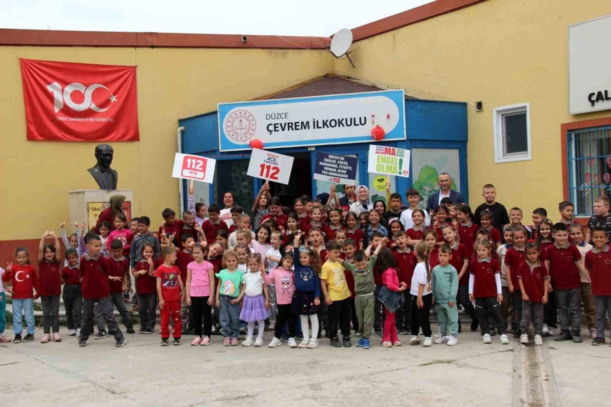 Düzce\'de 112 Acil Çağrı Merkezi Müdürlüğü, Çevrem İlkokulu öğrencileriyle buluştu