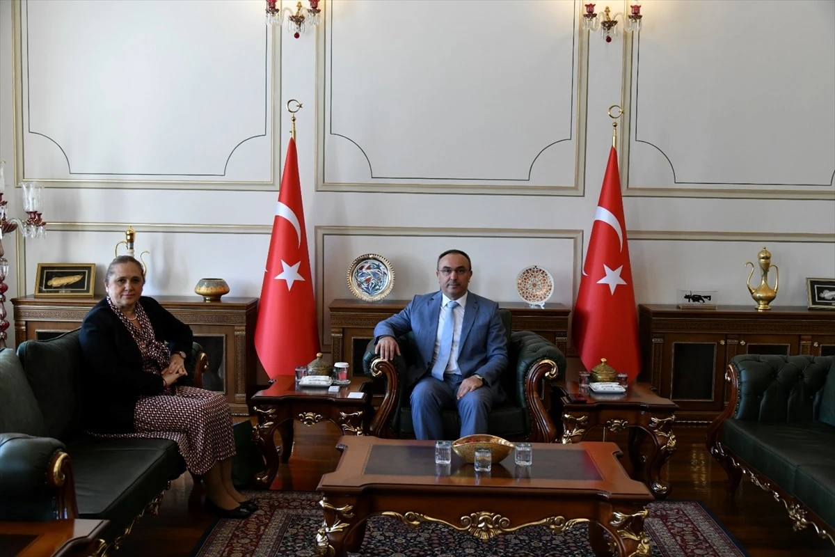 Kosova Cumhuriyeti İstanbul Başkonsolosu Tekirdağ Valisi\'ni ziyaret etti