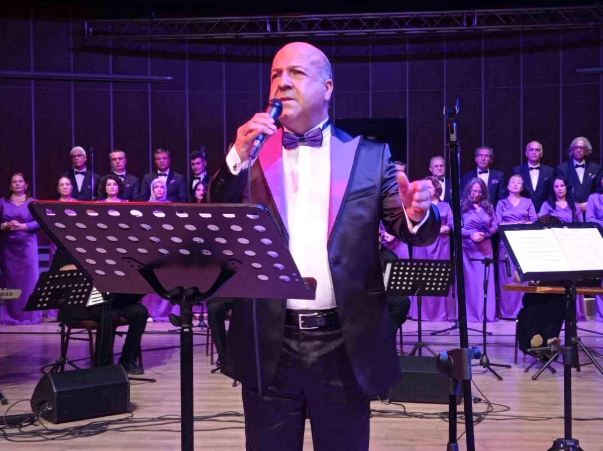 Balıkesir Türk Müziği Korosu Bodrum\'da Bahar Şarkıları Konseri Verdi