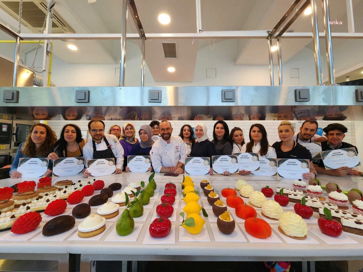 Karşıyaka Belediyesi ve Cordelion Mutfak Sanatları Merkezi\'nden pasta eğitimleri