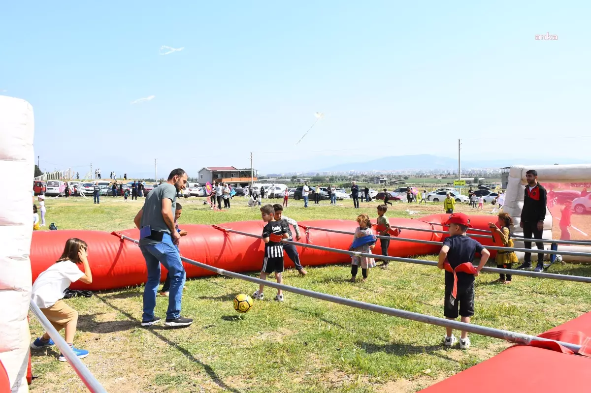 Torbalı Belediyesi\'nin 16. Uçurtma Şenliği Özbey Mahallesi\'nde düzenlendi