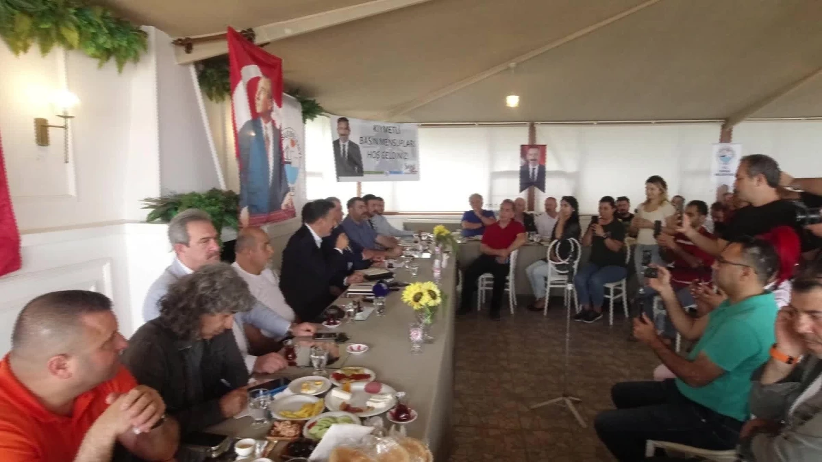 Arsuz Belediye Başkanı Sami Üstün Basın Mensuplarıyla Buluştu