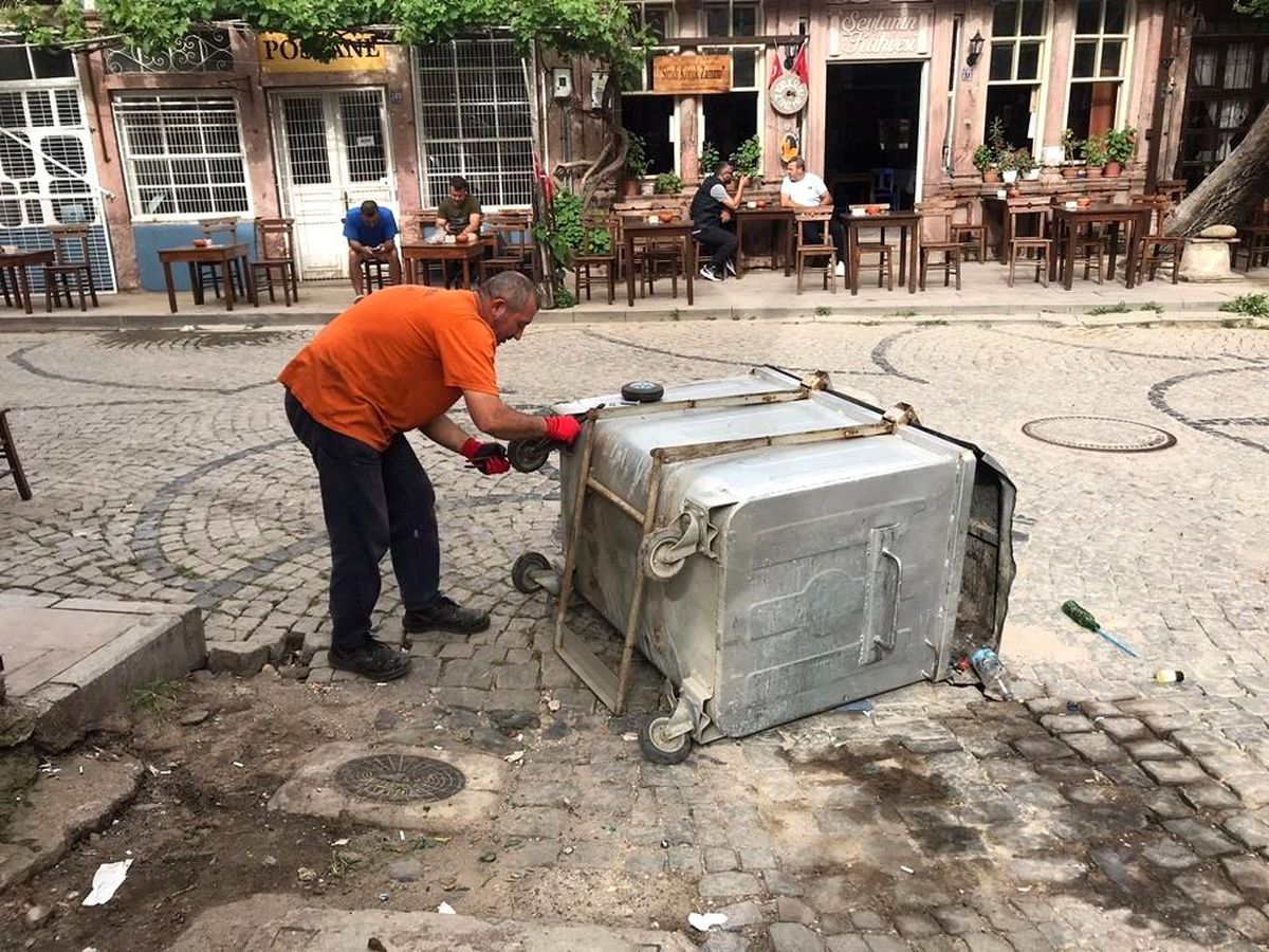 Ayvalık Belediyesi Yaz Sezonuna Hazırlık Çalışmalarını Sürdürüyor