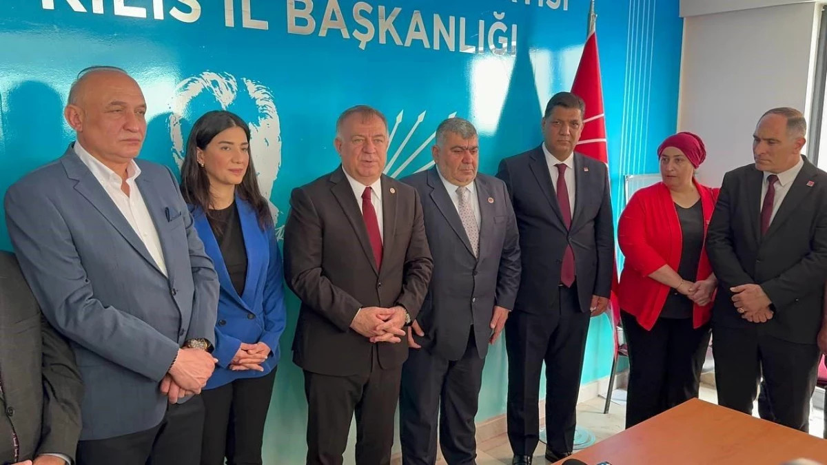 CHP Genel Başkan Yardımcısı Gökhan Zeybek ve Milletvekilleri Kilis\'e Ziyarette Bulundu