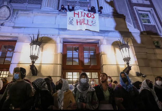 Columbia Üniversitesi'nde İsrail Protestosu: Öğrenciler dekanlığı işgal etti