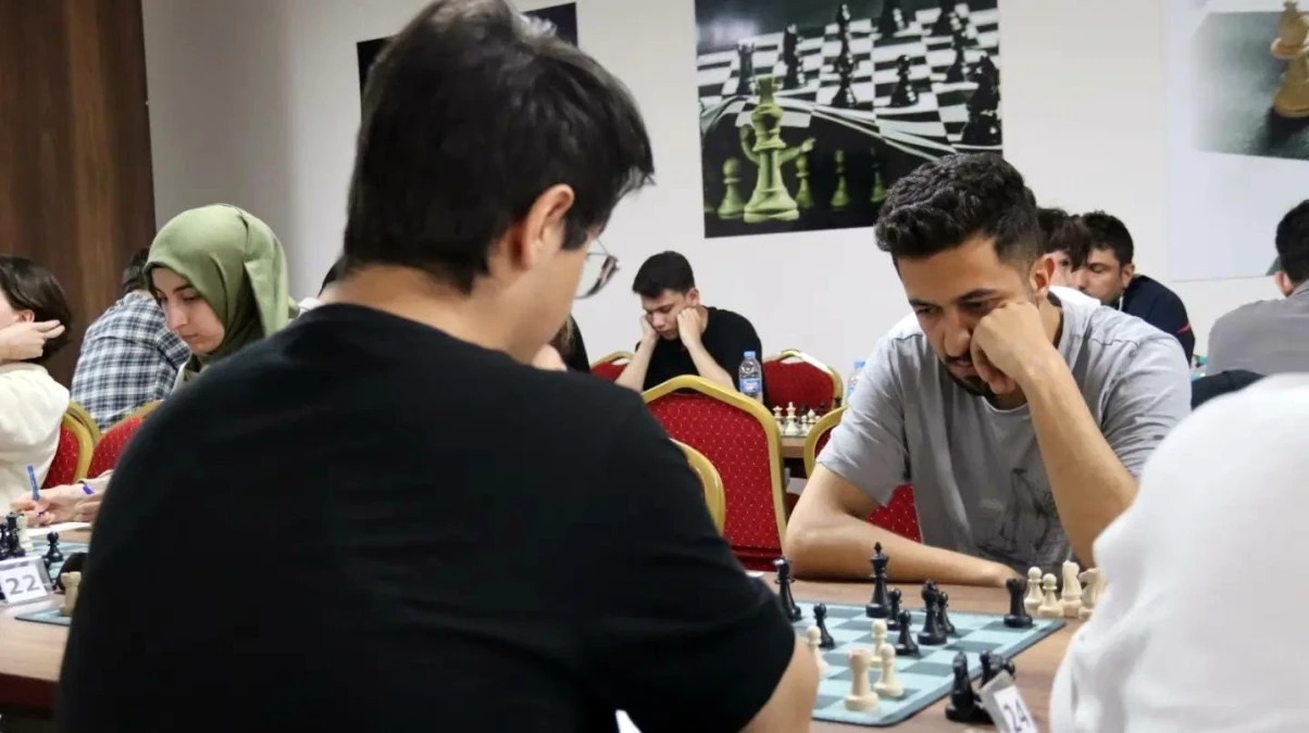 Elazığ\'da 23 Nisan Satranç Turnuvası Sonuçlandı