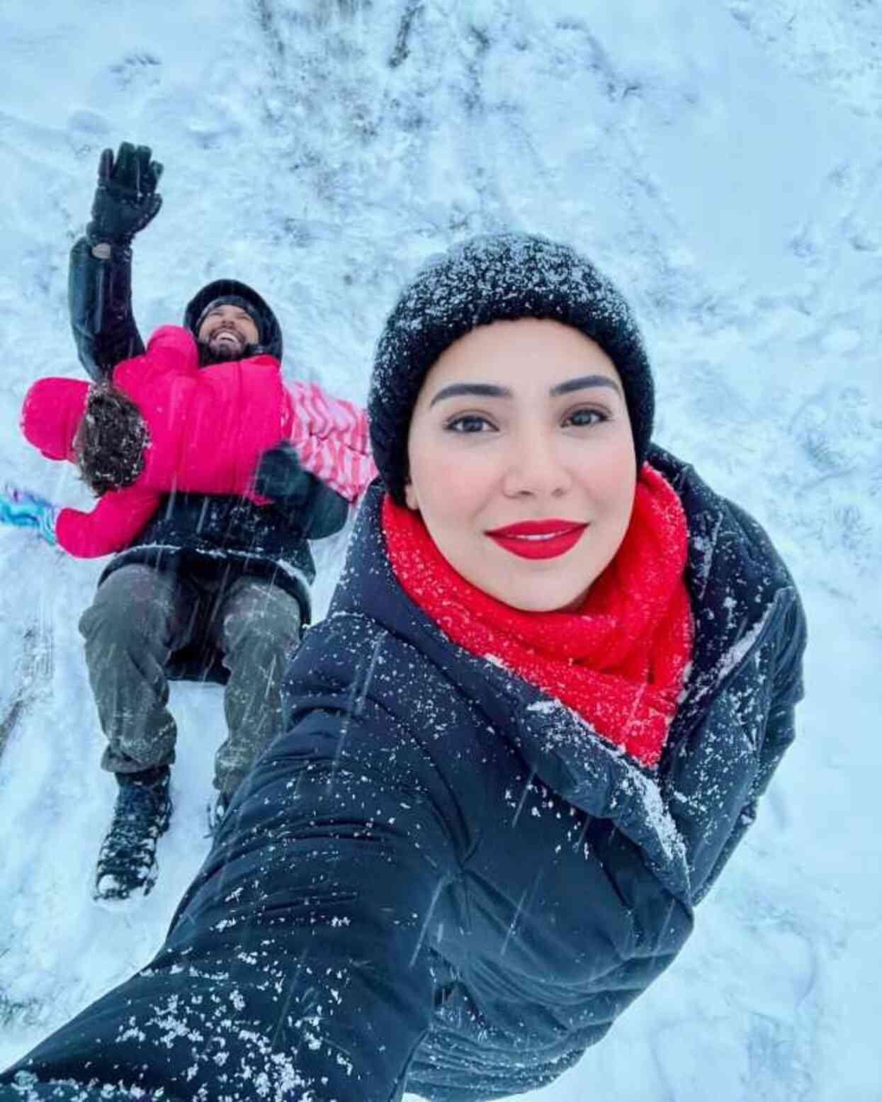 Kamera karşısına geçen Tarkan'ın eşi peş peşe bombaları patlattı: Çok güzel bir albüm geliyor Kamera karşısına geçen Tarkan'ın eşi peş peşe bombaları patlattı: Çok güzel bir albüm geliyor