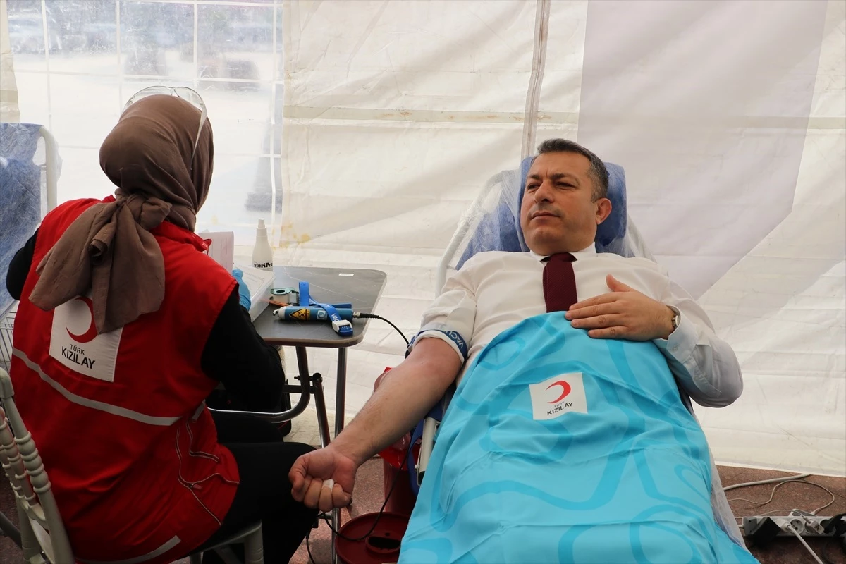 Kilis Valiliği Öncülüğünde Kan Bağışı Kampanyası Gerçekleştirildi