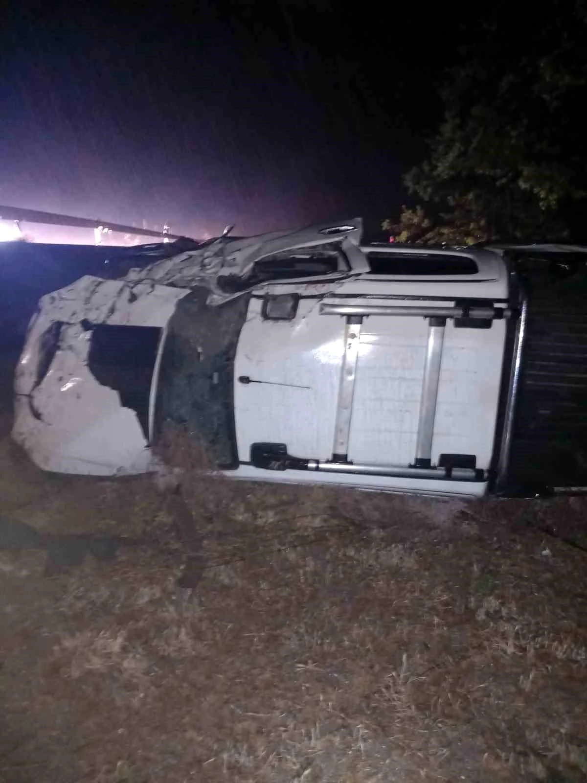 Konya\'da Otomobil Takla Attı: 2 Kişi Yaralandı