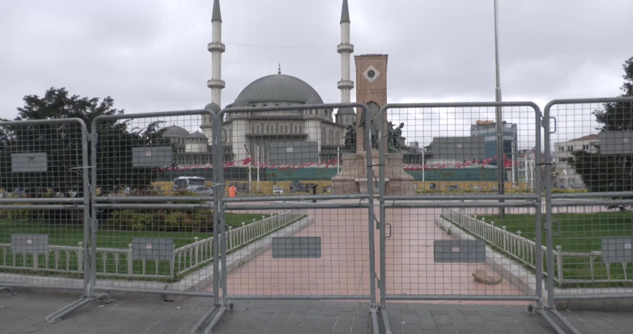 1 Mayıs Emek ve Dayanışma Günü Kutlamaları Taksim Meydanı\'nda Engellendi