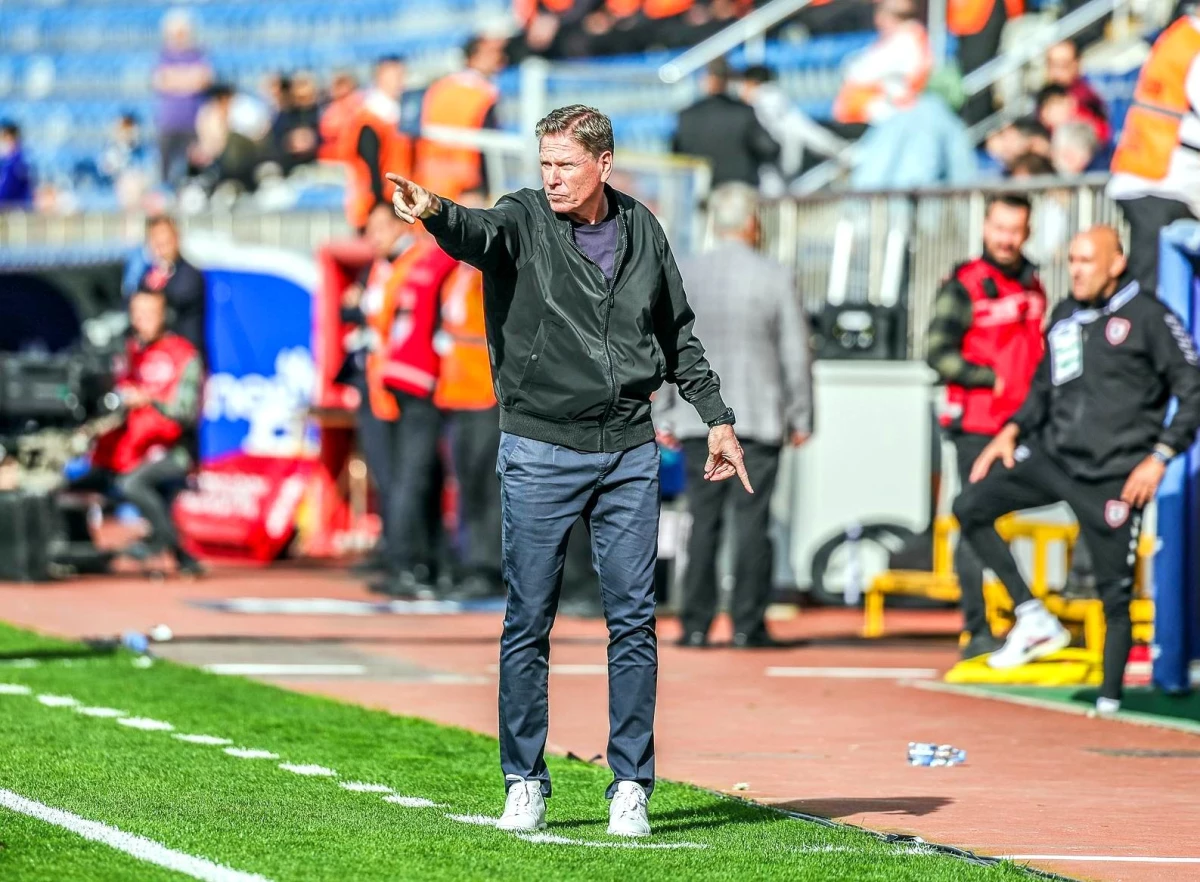 Samsunspor, Süper Lig\'de yabancı teknik direktörün çalıştırdığı tek takım