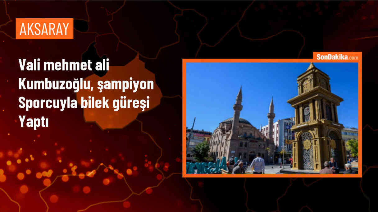 Aksaray Valisi Mehmet Ali Kumbuzoğlu, Türkiye Şampiyonu Gülistan Gönen ile Bilek Güreşi Yaptı