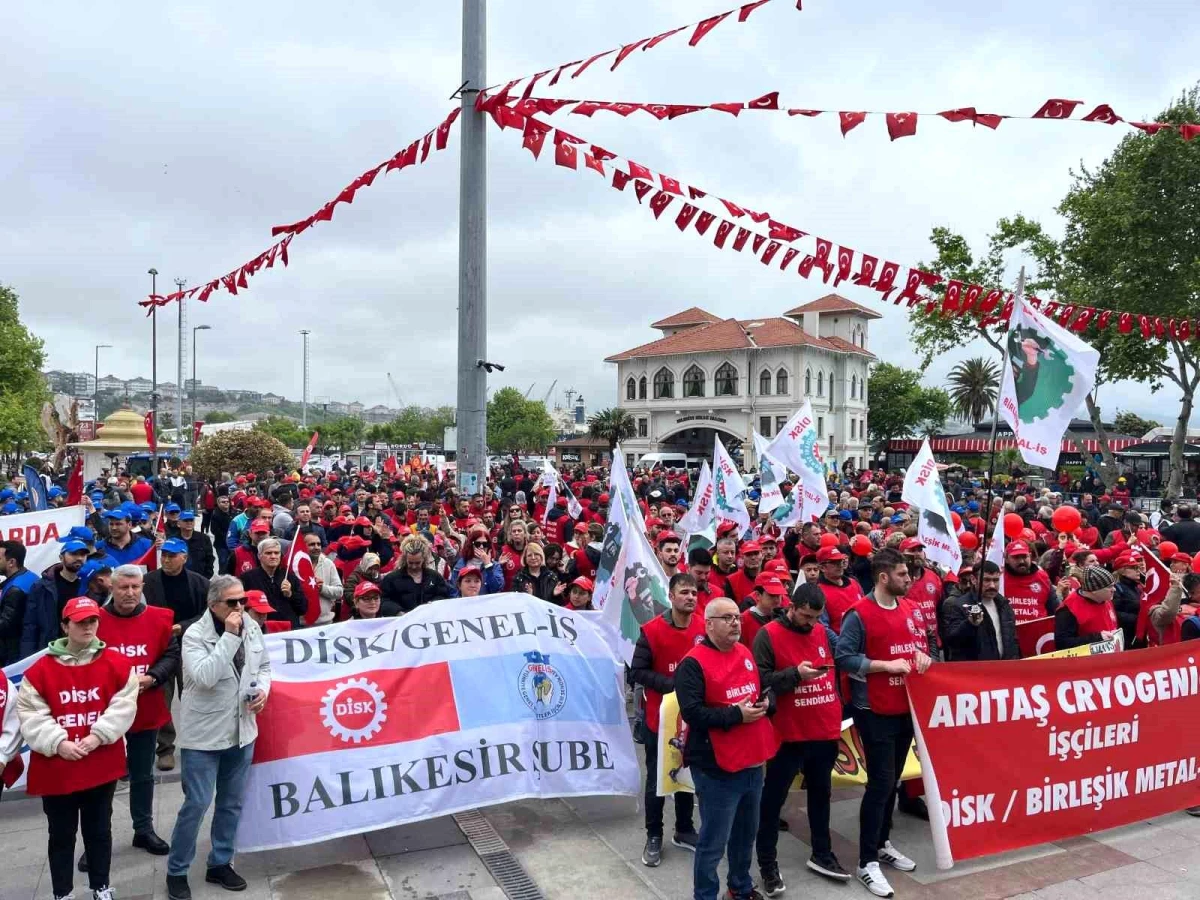 Bandırma\'da 1 Mayıs İşçi Bayramı kutlamaları yapıldı