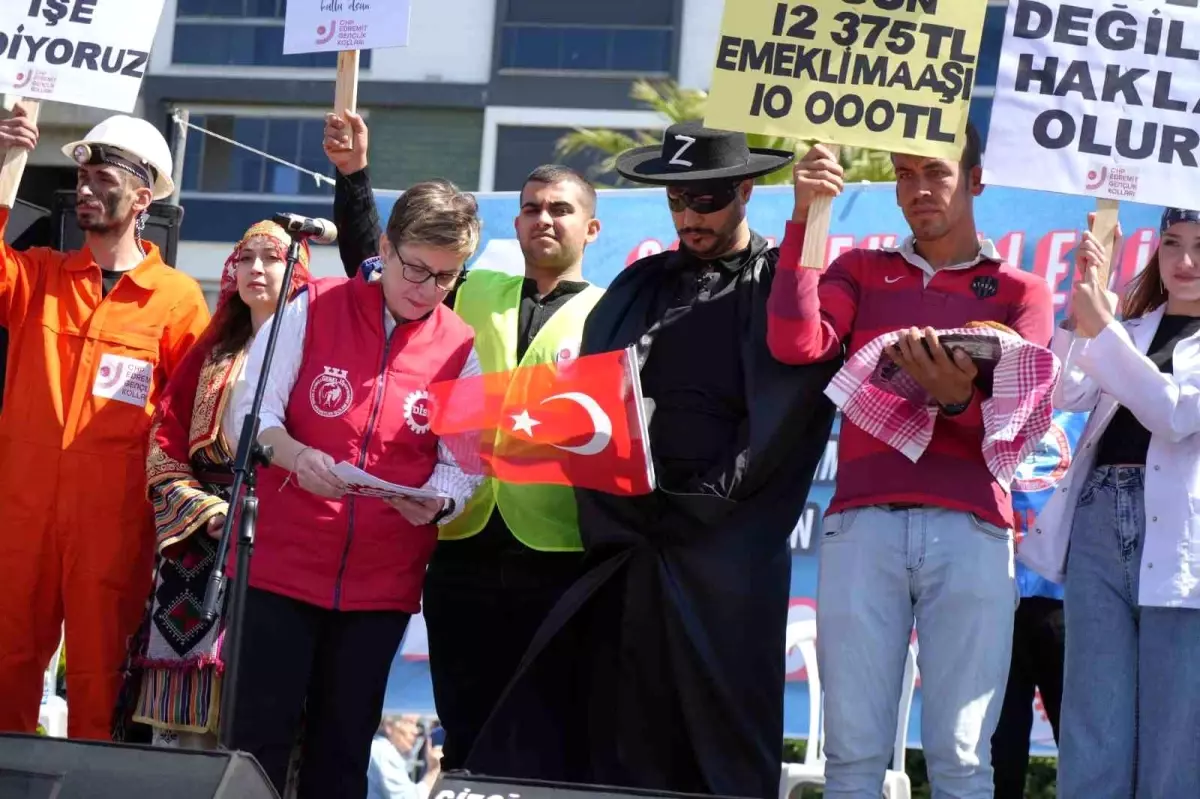 Edremit\'te 1 Mayıs Emek ve Dayanışma Günü Coşkuyla Kutlandı