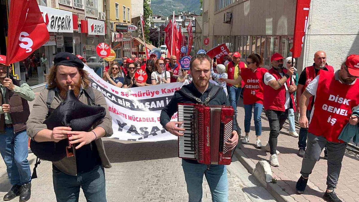 Artvin\'de 1 Mayıs ve Dayanışma Günü Kutlandı