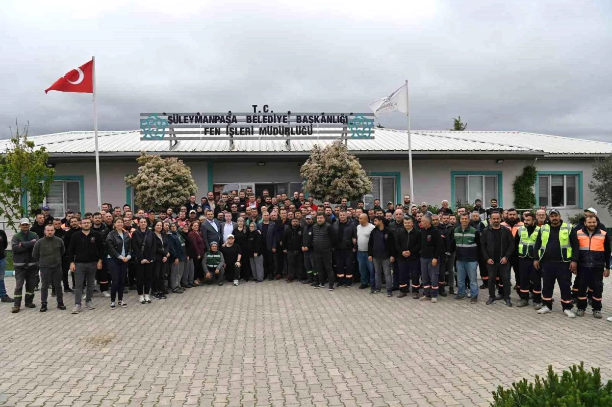 Süleymanpaşa Belediye Başkanı İşçilerle Buluştu
