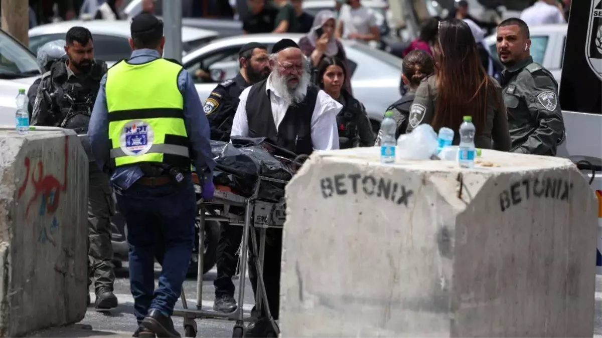 İsrail polisi, Kudüs\'te bir polisi bıçaklayan Türk vatandaşını vurarak öldürdü