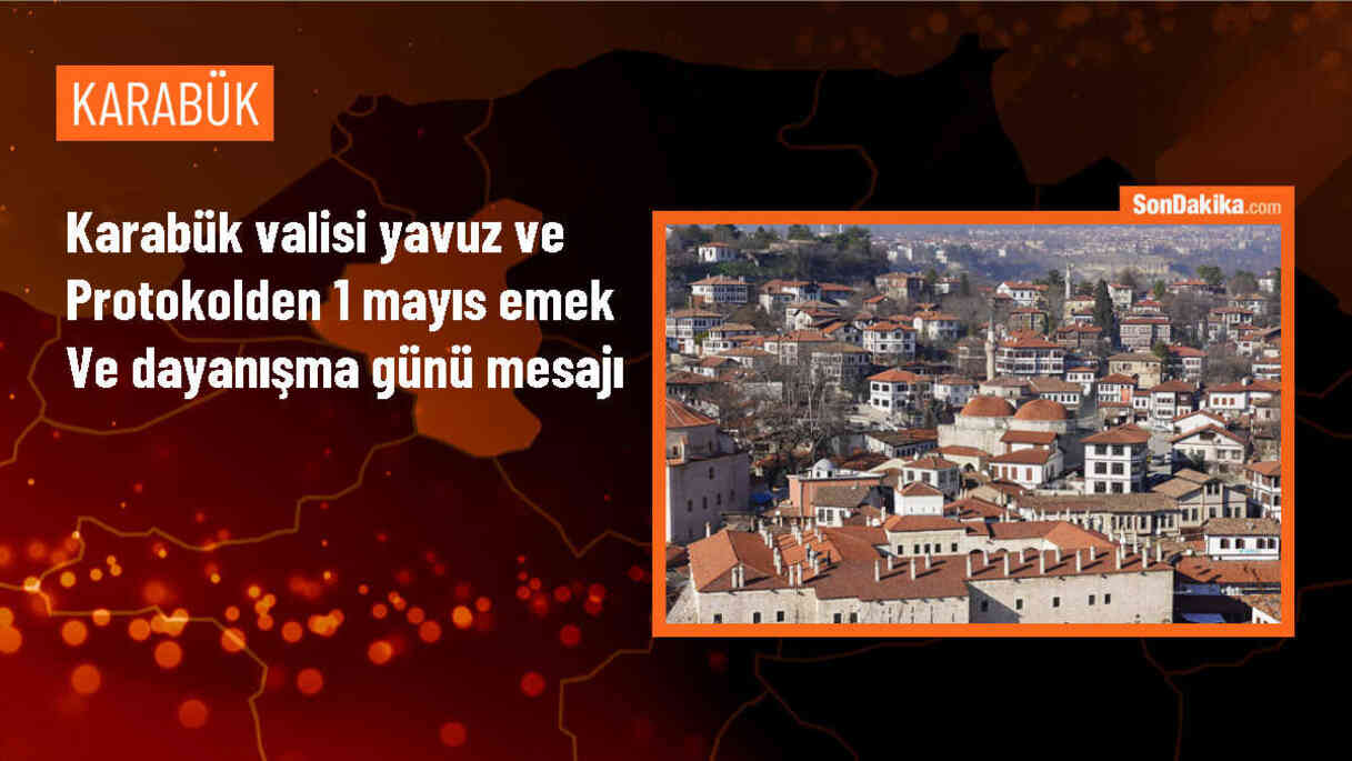Karabük Valisi ve Protokol Üyeleri 1 Mayıs Emek ve Dayanışma Günü\'nü Kutladı