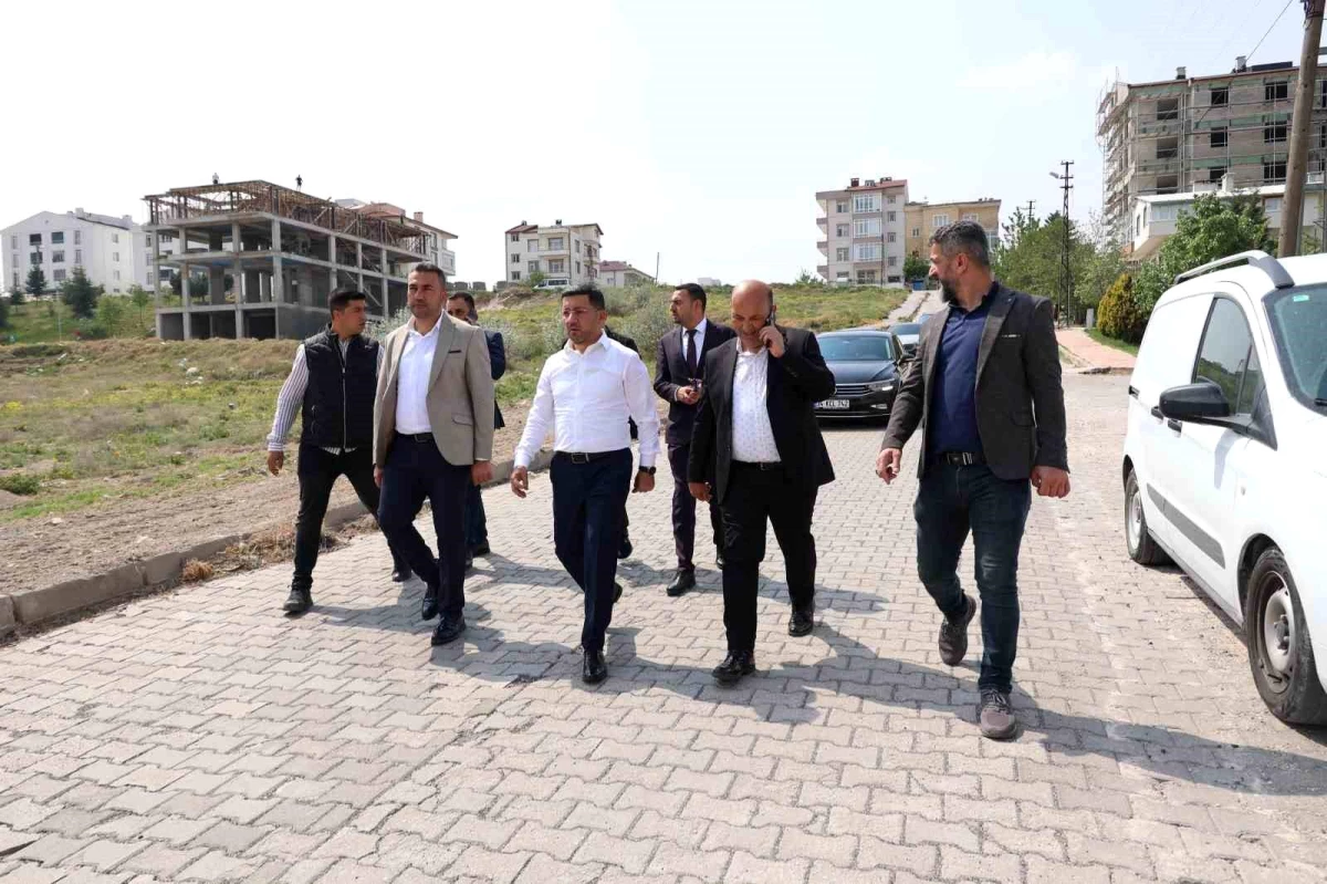 Nevşehir Belediye Başkanı Rasim Arı, yol bakım ve onarım çalışmalarını inceledi