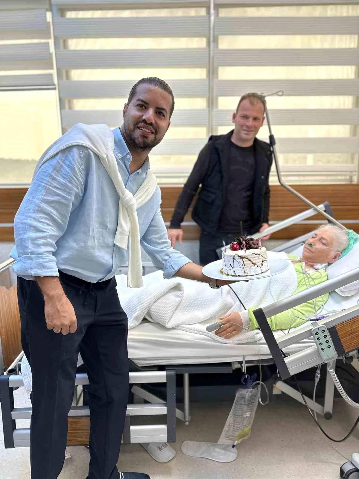 70 Yaşındaki Hasta Doğum Gününde Kalp Krizi Geçirdi, ANKA Hastanesinde Başarılı Operasyonla Sağlığına Kavuştu