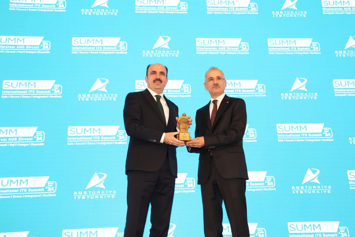 Başkan Altay\'a " Erişilebilir konya" Çalışmaları İçin "Belediyecilik Ödülü"