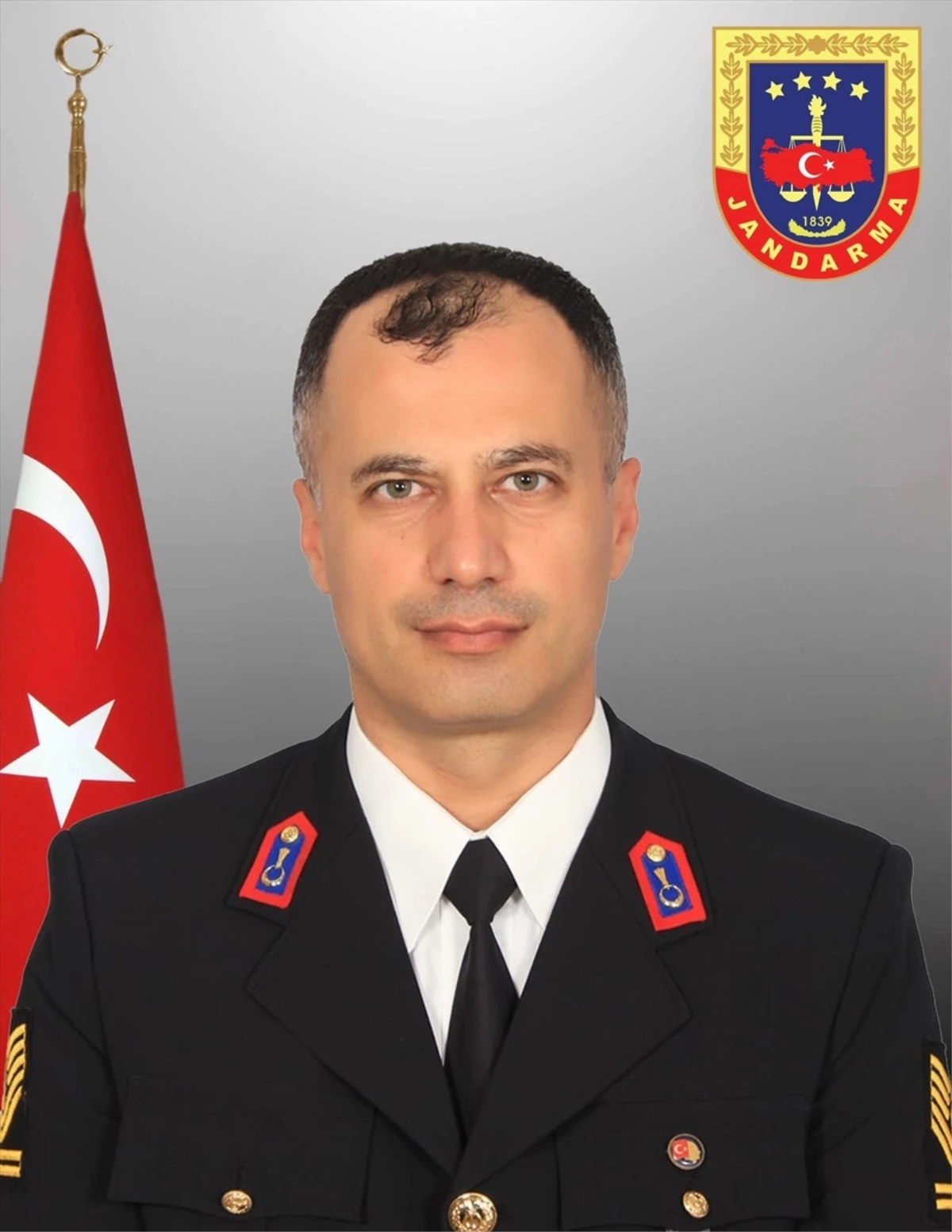 Erzurum İl Jandarma Komutanlığı\'nda şehit olan Jandarma Astsubay Kıdemli Başçavuş Mustafa Yaşar için tören düzenlendi