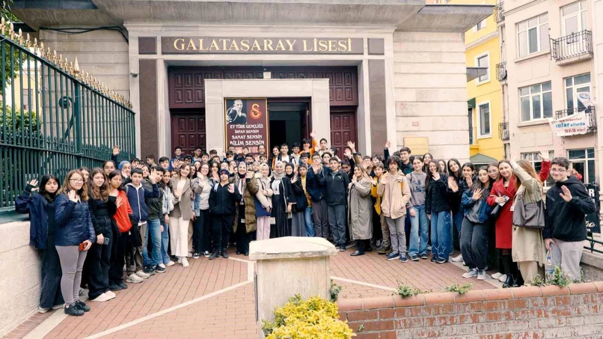 Sultangazi Belediyesi, LGS öğrencilerine lise tanıtım gezileri düzenliyor