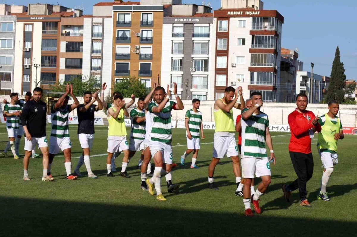Turgutlspor, Efeler 09 Spor\'a mağlup olarak TFF 2. Lig\'e yükselme şansını kaybetti