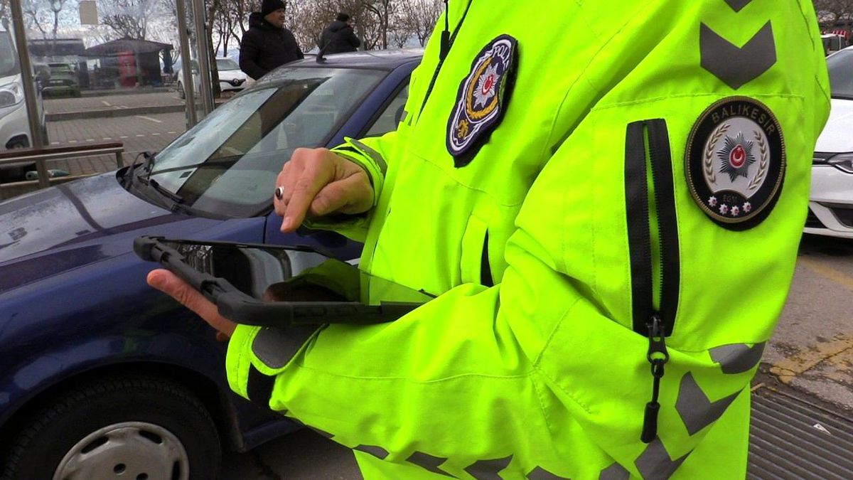 Bandırma\'da trafik denetimlerinde çarpıcı veriler açıklandı