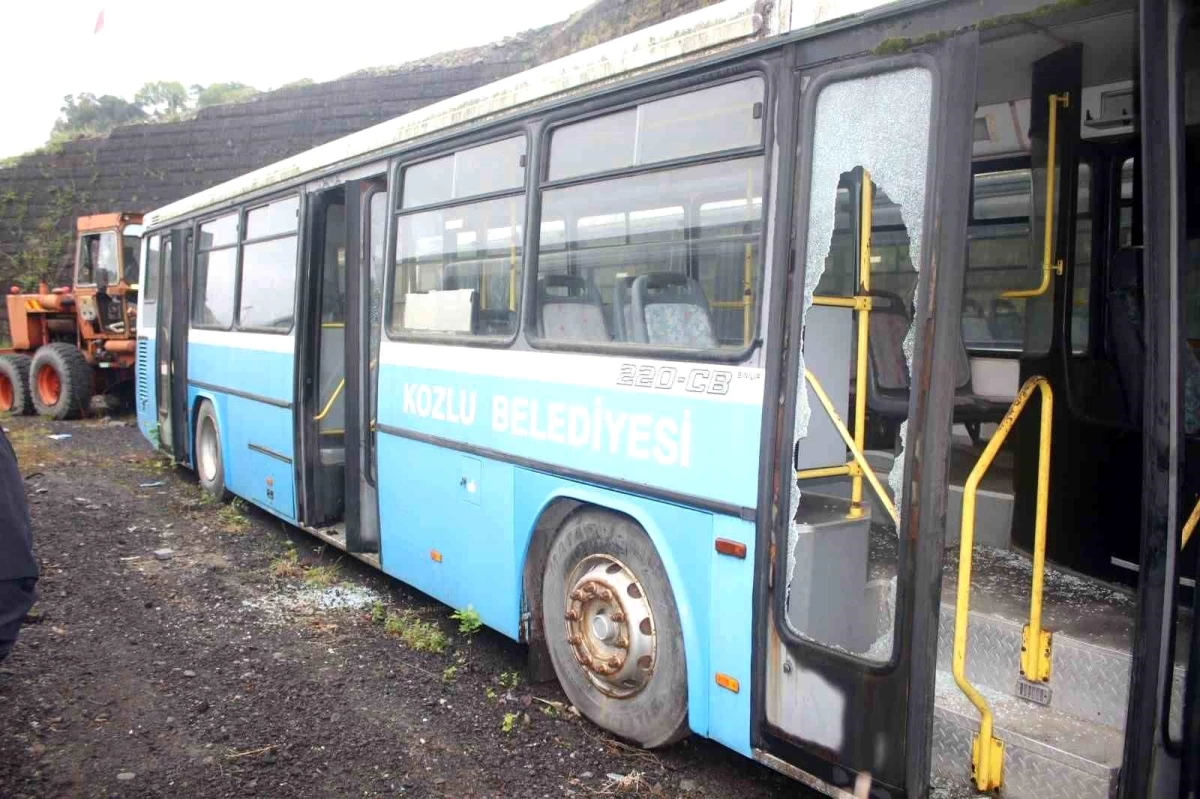 Zonguldak\'ta Belediye Otobüslerine Saldırı