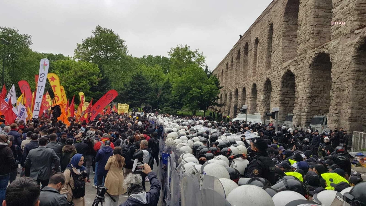 1 Mayıs\'ta Taksim\'e çıkmaya çalışan 47 kişi ev baskınlarıyla gözaltına alındı