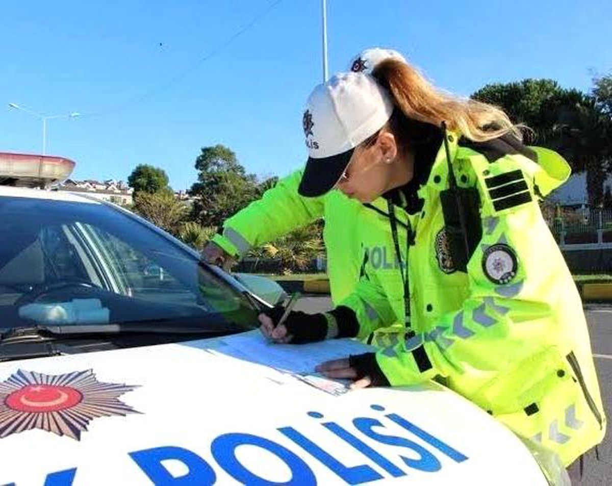 Bilecik\'te yapılan drone denetimlerinde 7 bin 530 TL trafik cezası uygulandı