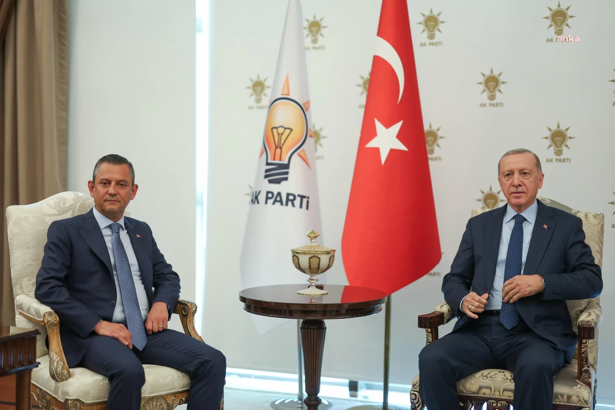 Erdoğan: Türkiye\'de siyasetin yumuşama sürecini başlatalım istiyorum