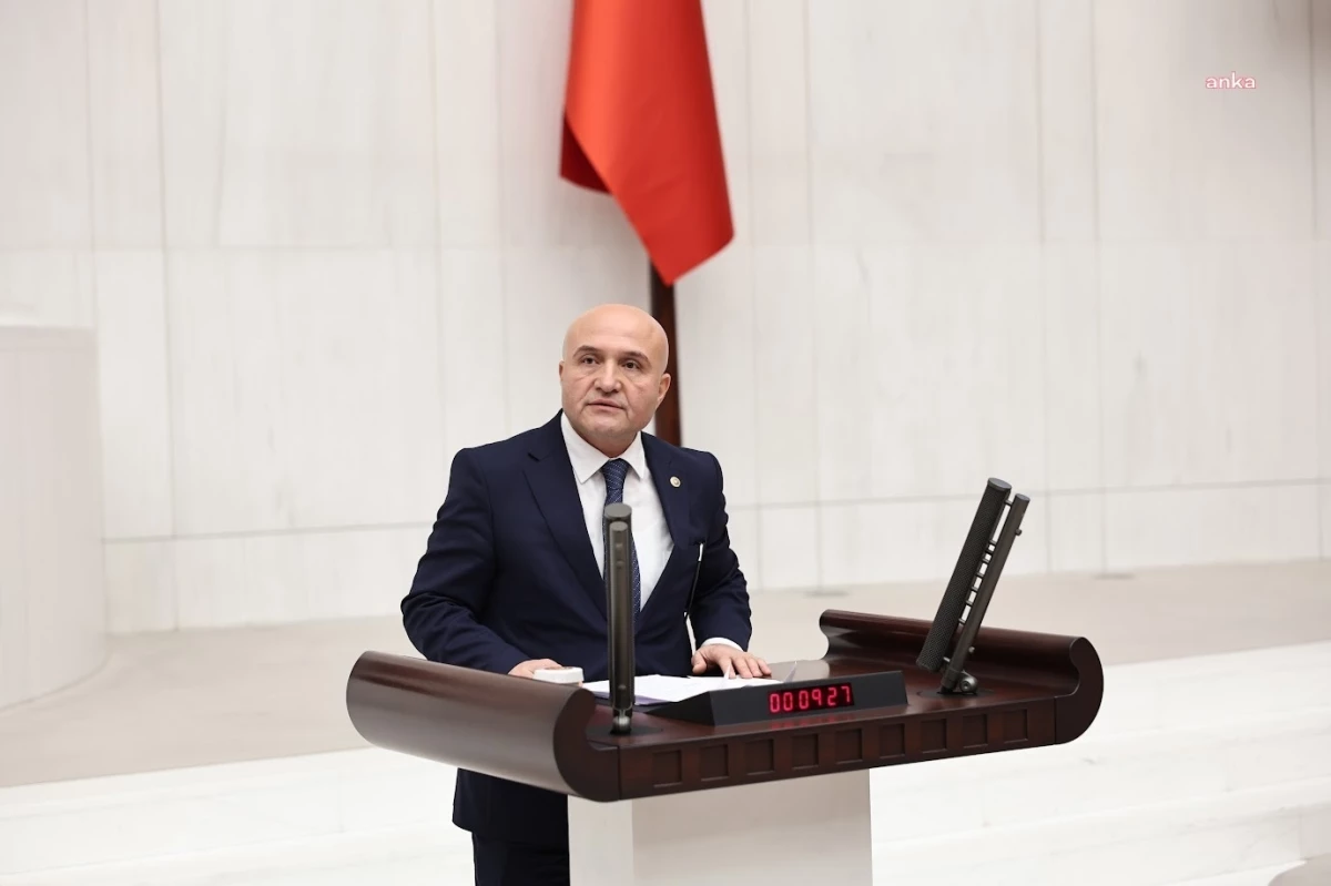 İYİ Parti Samsun Milletvekili Erhan Usta, Can Atalay\'ın odasına yerleşti