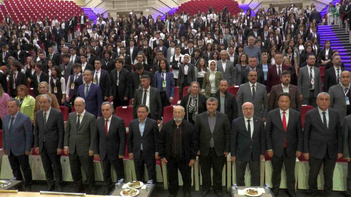 Kayseri\'de düzenlenen MUNOS24 programı başladı