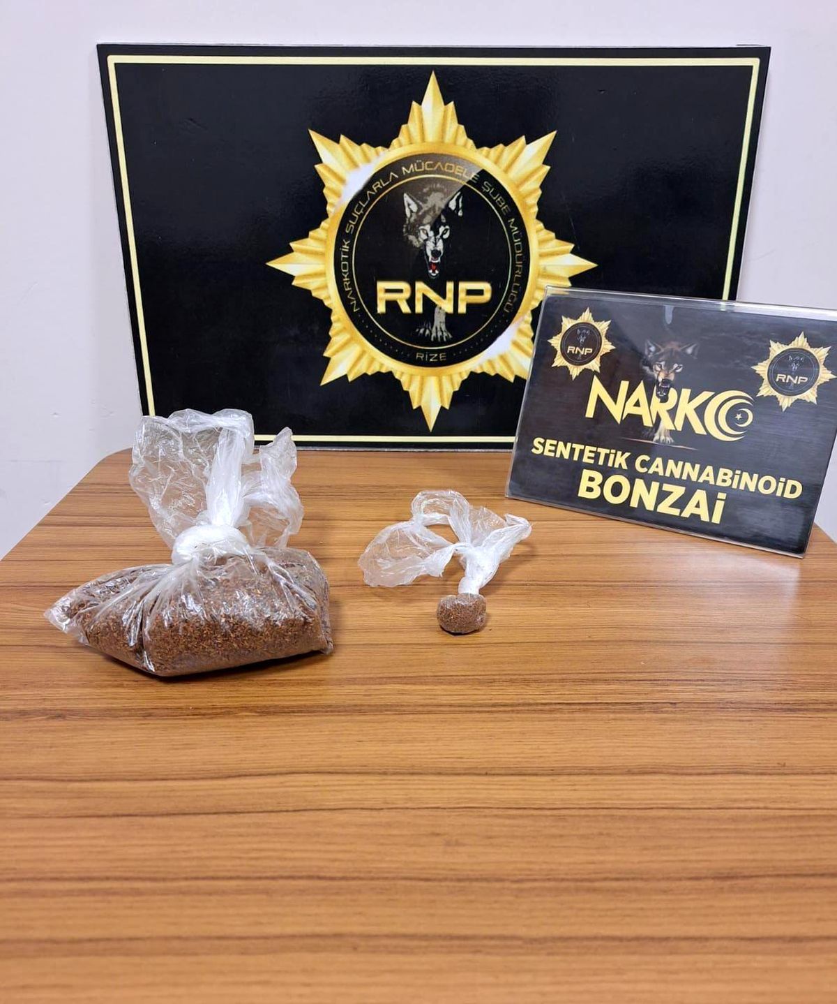 Rize\'de düzenlenen uyuşturucu operasyonunda 2 kişi tutuklandı