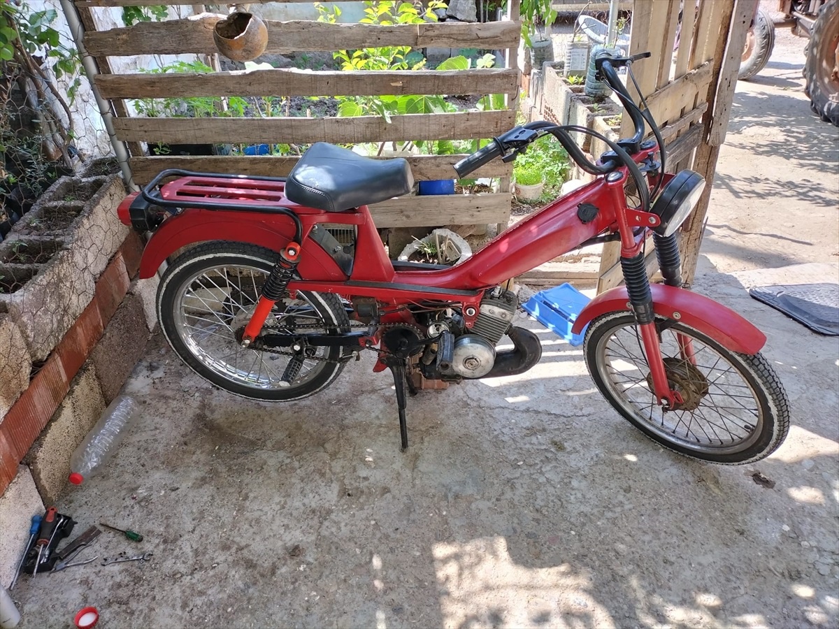 Akhisar\'da çalınan motosikleti satmaya çalışan şüpheli yakalandı