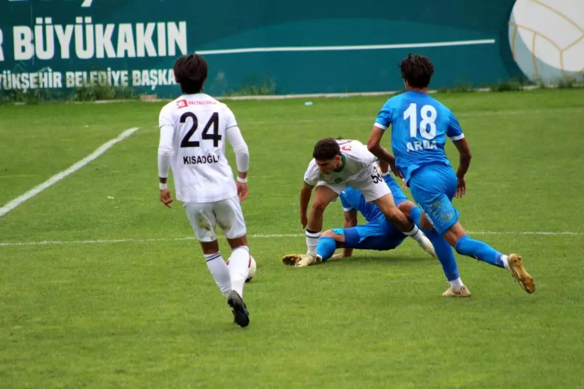 Belediye Derincespor, Denizlispor\'u 2-1 mağlup etti