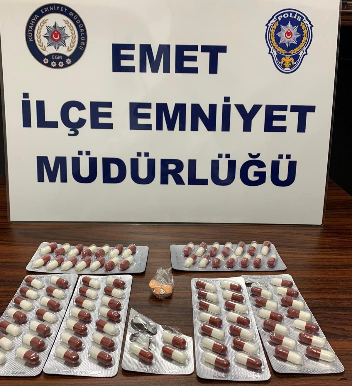 Emet İlçe Emniyet Müdürlüğü Operasyonunda 2 Şüpheli Tutuklandı