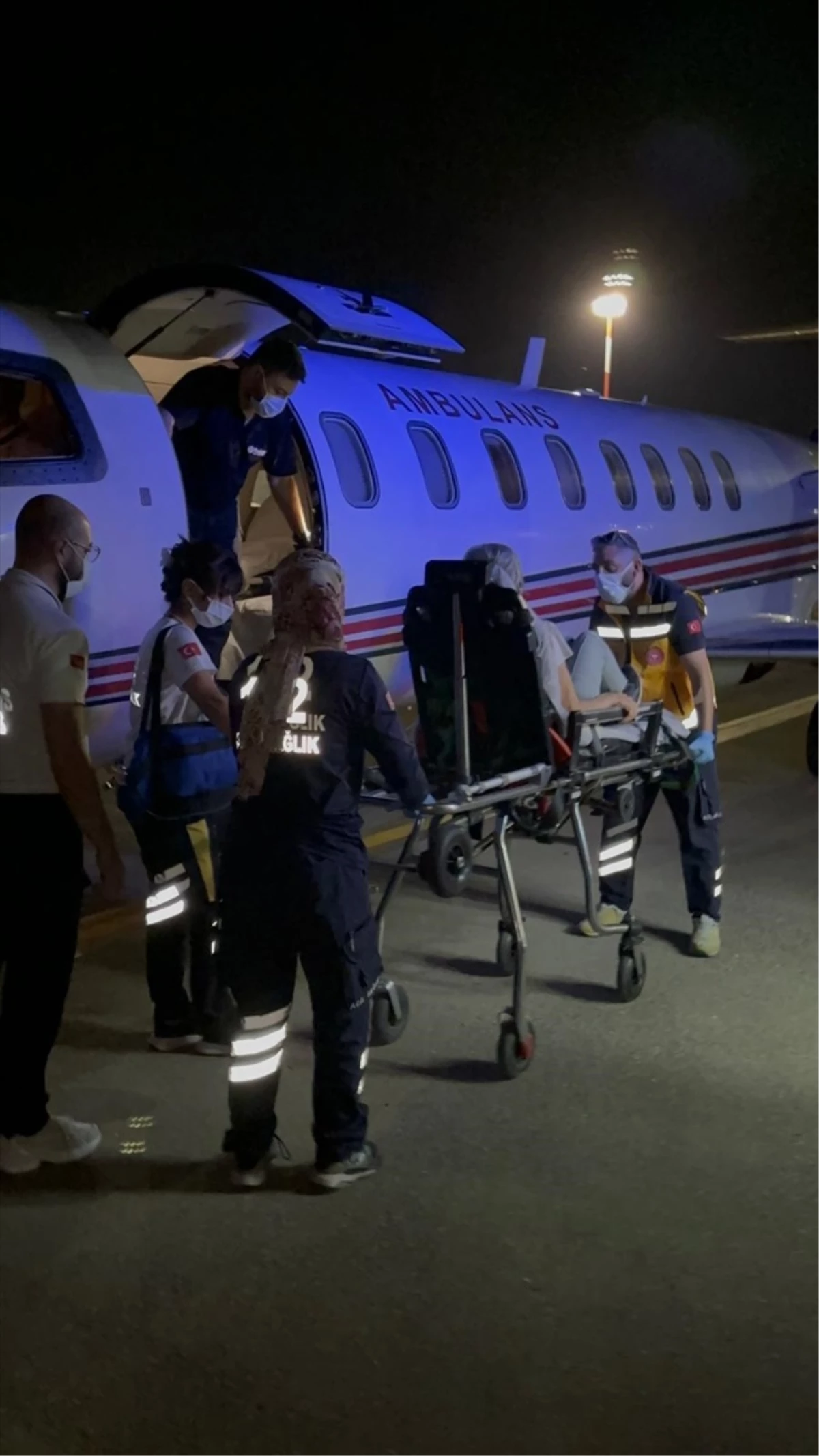 Fethiye\'de rahatsızlanan hasta ambulans uçakla Ankara\'ya gönderildi